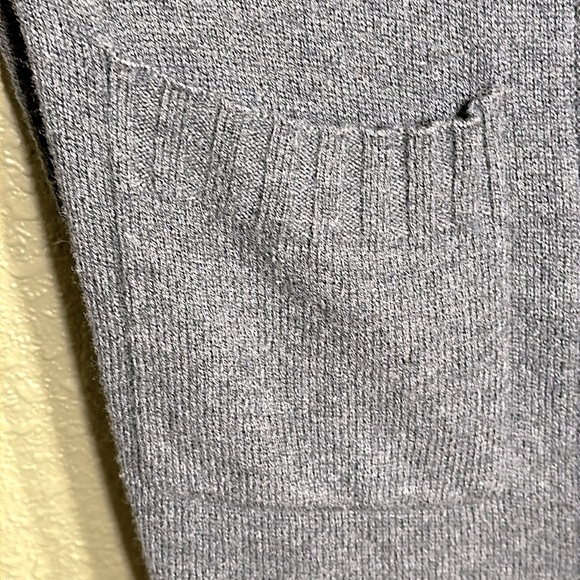 PATAGONIA Women’s Lambswool Blend Cardigan - Picture 8 of 10